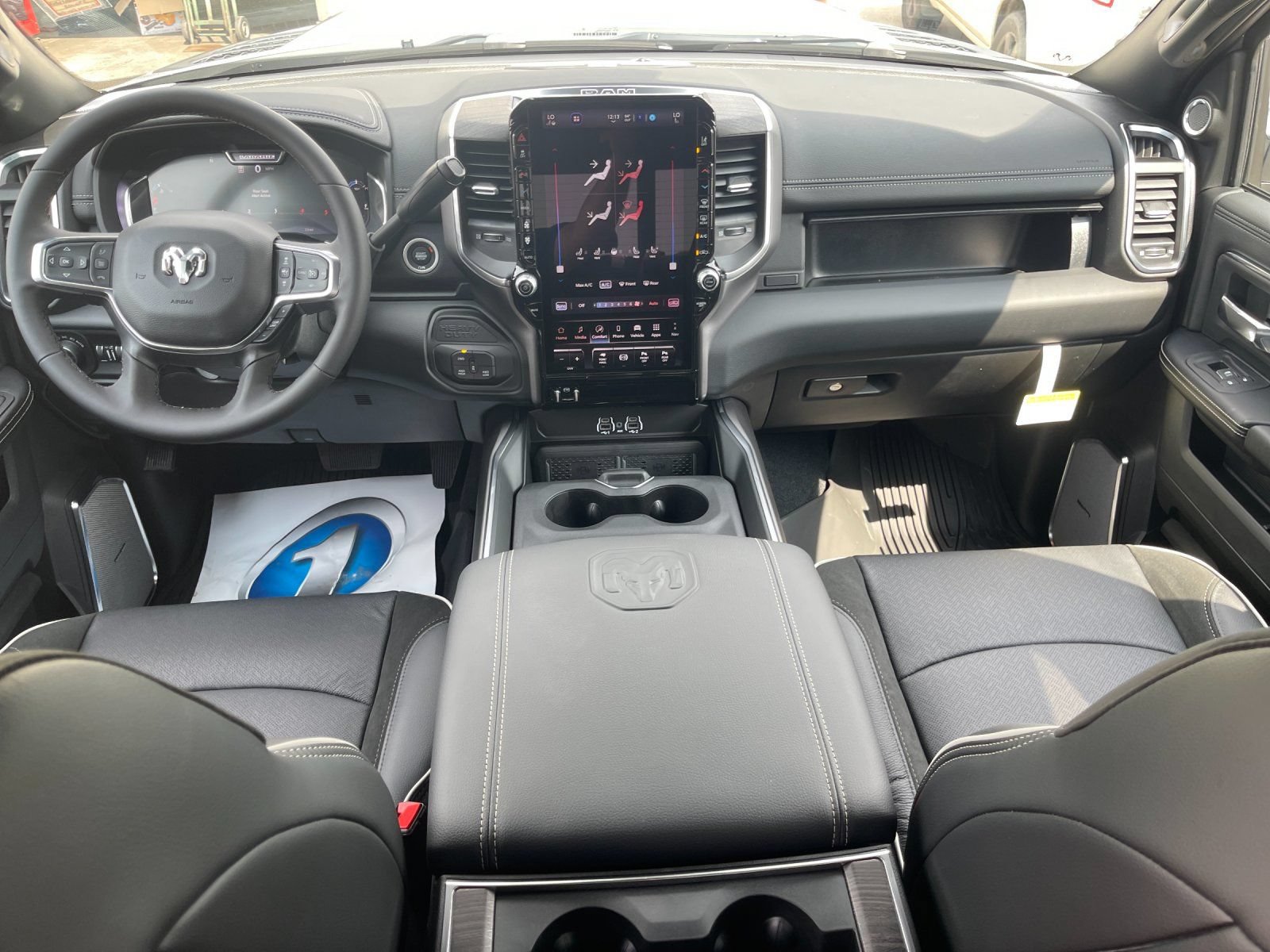 New 2027 RAM 2500 Laramie AWD/4WD image 15