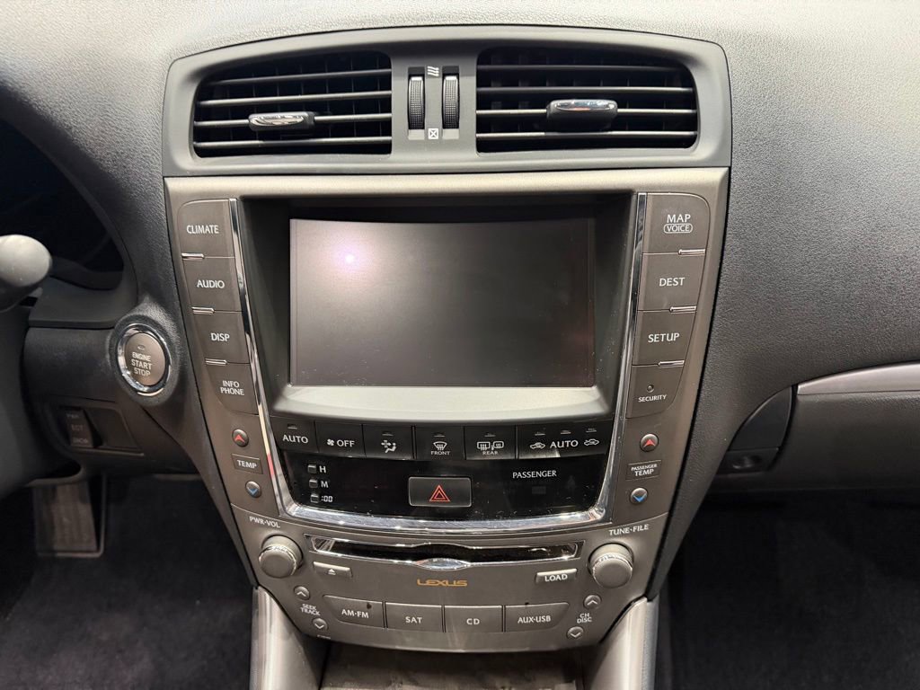 Used 2012 Lexus IS 350C w/ Luxury Pkg RWD image 36
