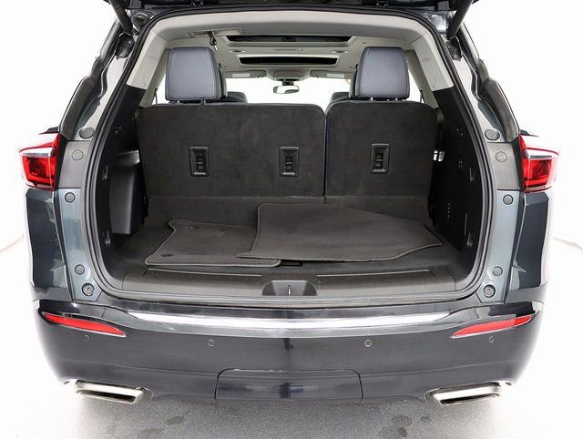 Used 2020 Buick Enclave Premium w/ Sun and Sites Package image 29