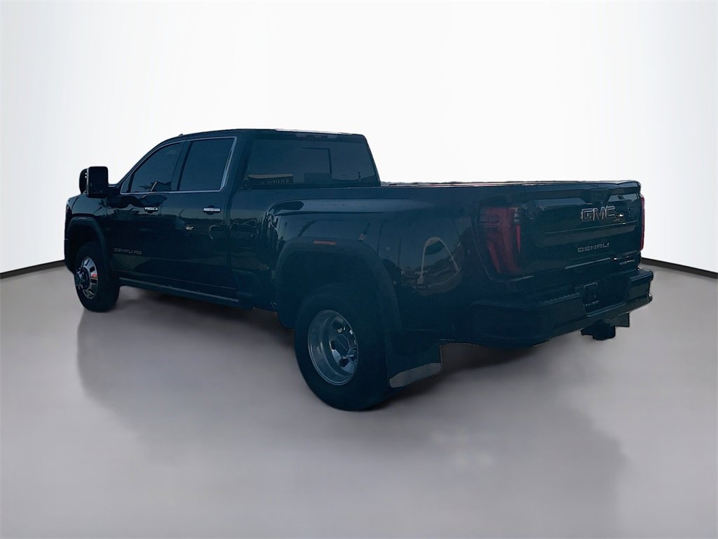 Used 2024 GMC Sierra 3500 Denali w/ Denali Reserve Package image 5
