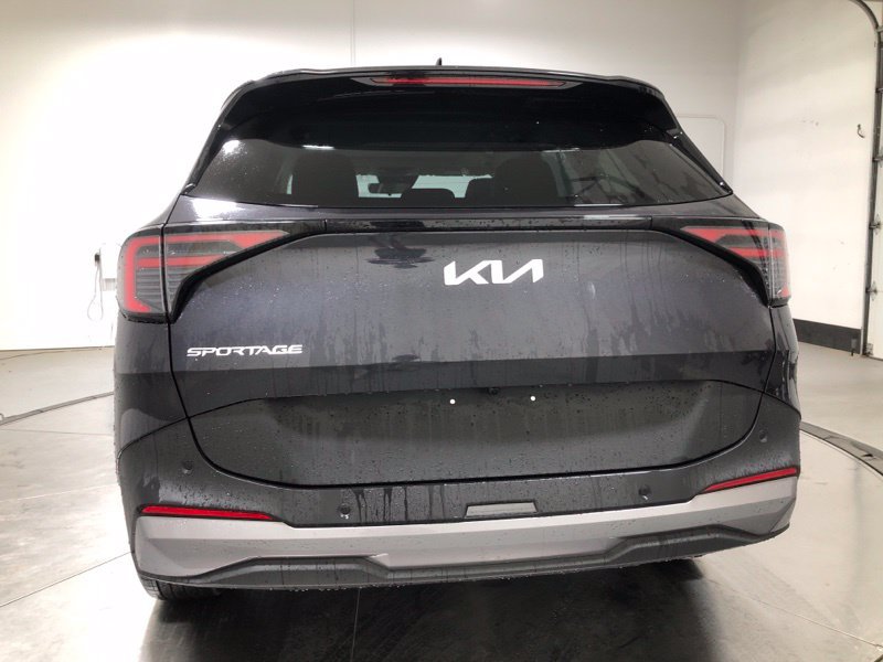 New 2026 Kia Sportage EX w/ EX Panorama Roof Package FWD image 6