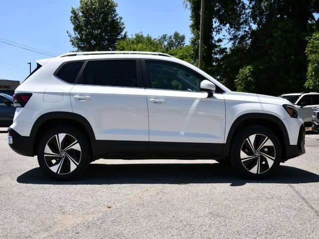 New 2026 Volkswagen Taos SE AWD/4WD image 8