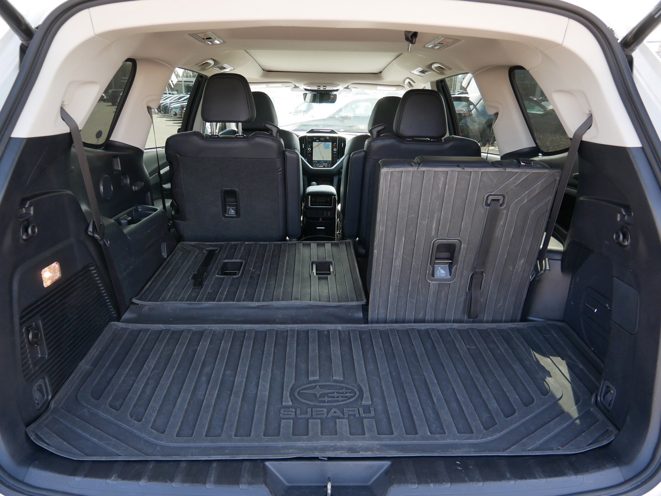 Used 2023 Subaru Ascent Limited w/ Technology Package image 18
