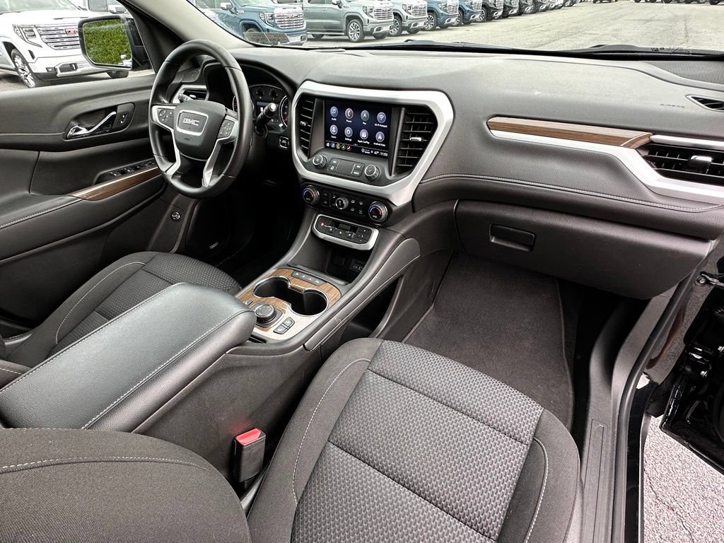 Used 2023 GMC Acadia SLE w/ Driver Convenience Package AWD/4WD image 14