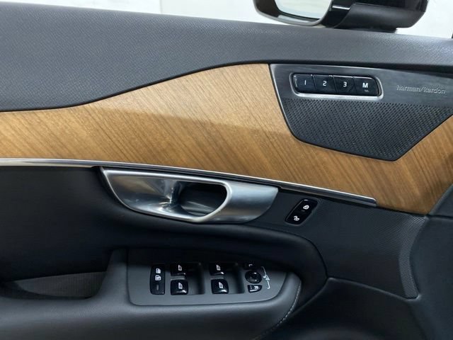 Used 2024 Volvo XC90 T8 Plus w/ Protection Package Premier AWD/4WD image 36