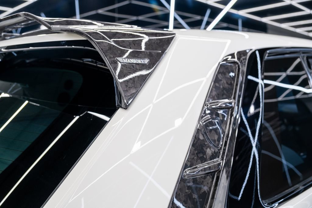 Used 2026 Rolls-Royce Cullinan image 48