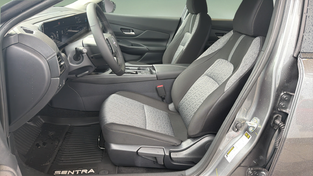 New 2027 Nissan Sentra SV w/ SV Convenience Package FWD image 21