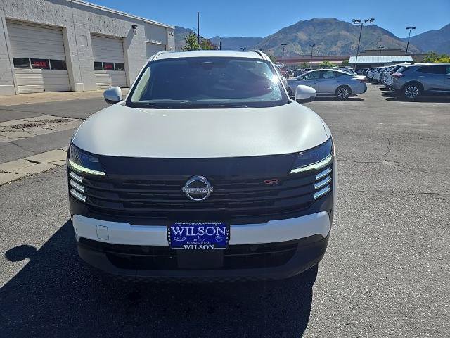Certified 2025 Nissan Kicks SR w/ SR Premium Package AWD/4WD image 2