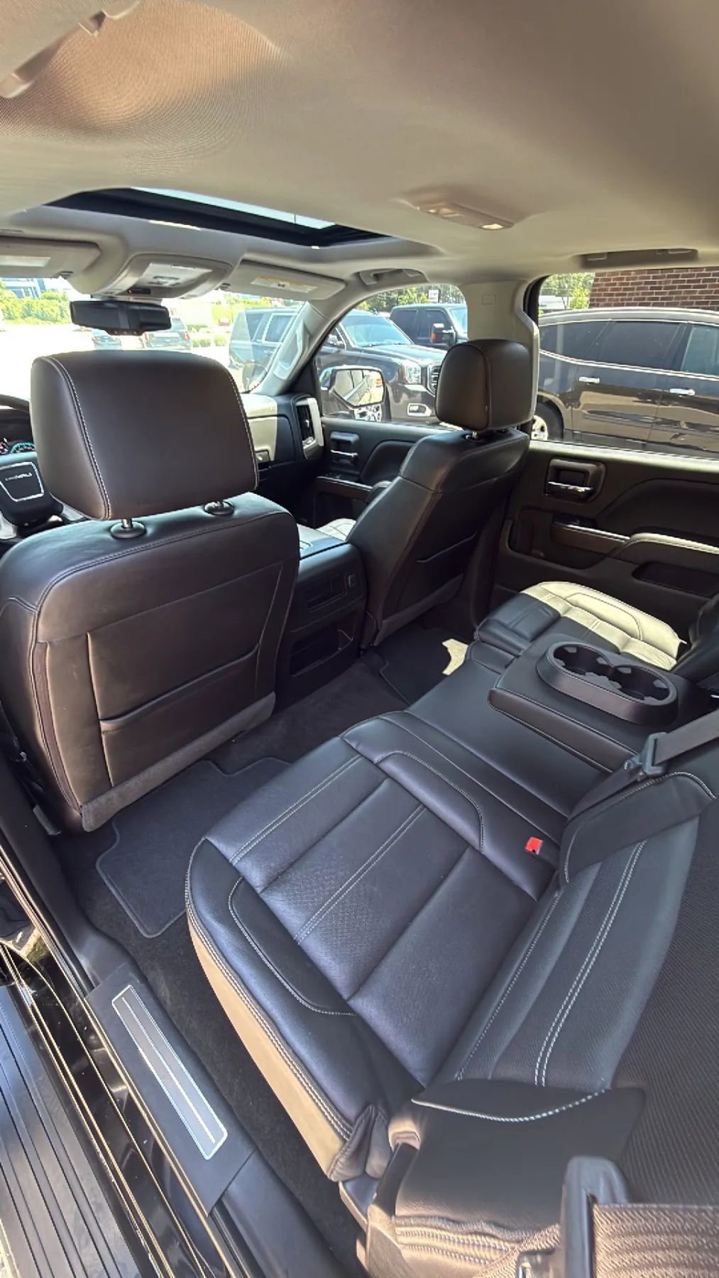 Used 2017 GMC Sierra 1500 Denali w/ Denali Ultimate Package AWD/4WD image 32