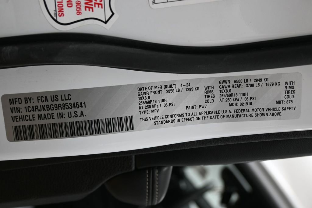 Used 2024 Jeep Grand Cherokee L Limited w/ Luxury Tech Group II image 47