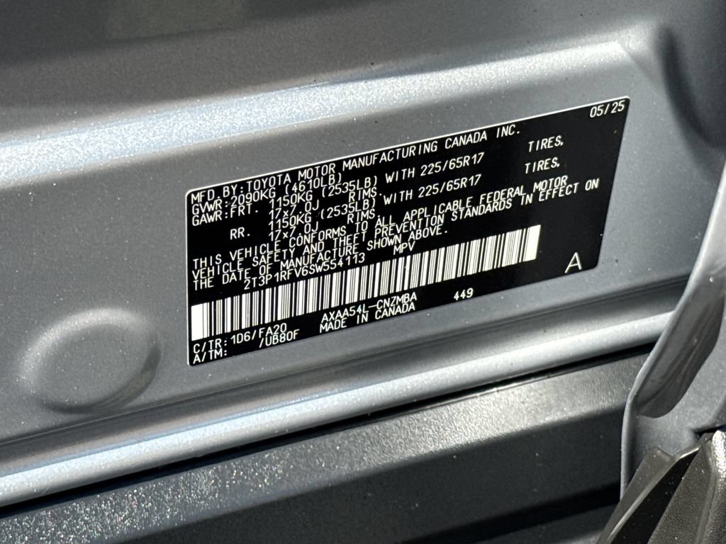 Used 2025 Toyota RAV4 XLE AWD/4WD image 46