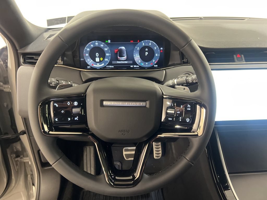 Certified 2026 Land Rover Range Rover Evoque Dynamic SE AWD/4WD image 14