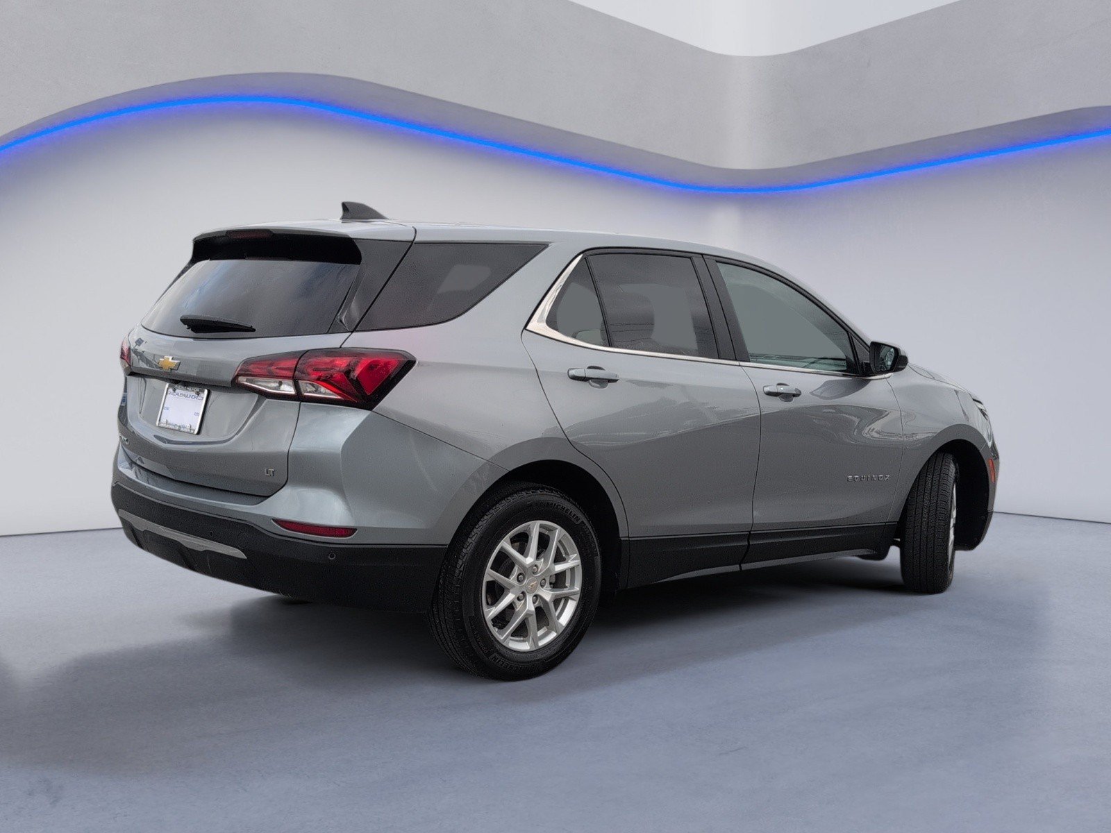 Used 2024 Chevrolet Equinox LT FWD image 4
