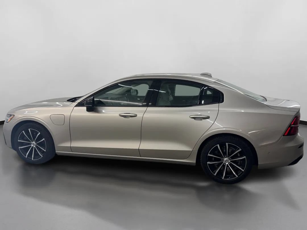 Used 2023 Volvo S60 T8 Plus AWD/4WD image 5
