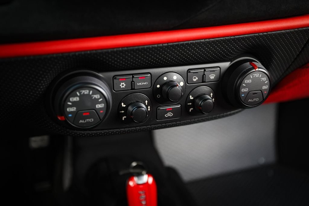 Certified 2019 Ferrari 488 Pista Coupe RWD image 41