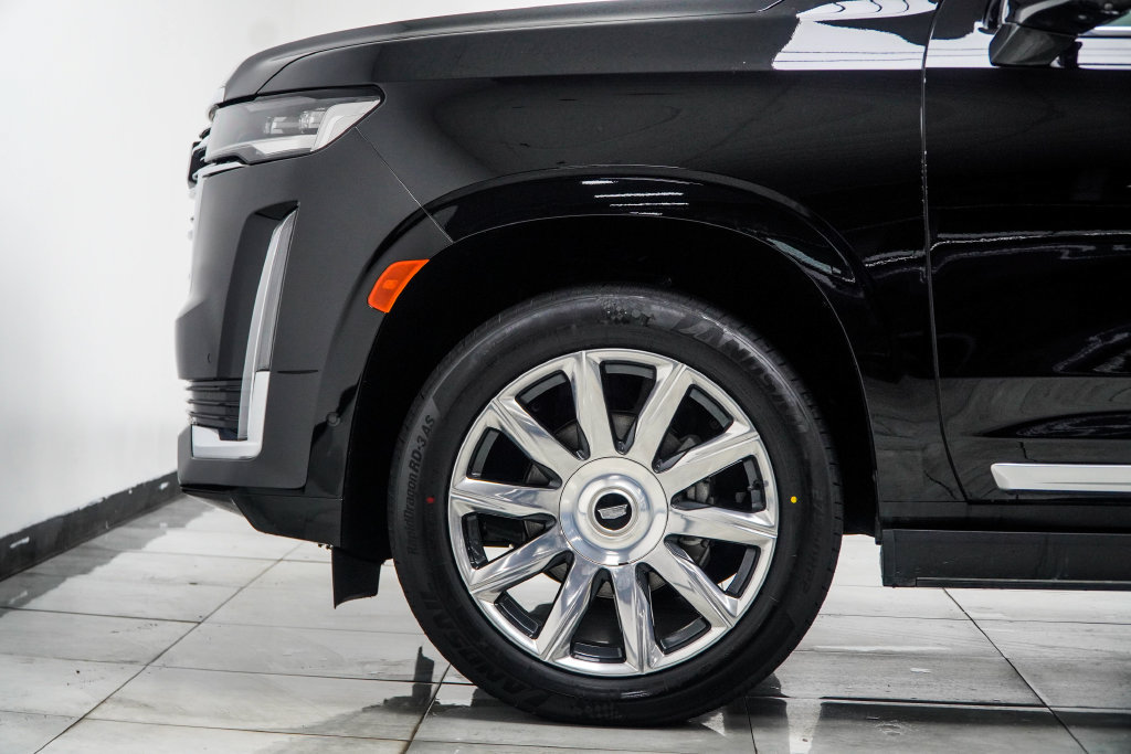 Used 2024 Cadillac Escalade Premium Luxury Platinum RWD image 14