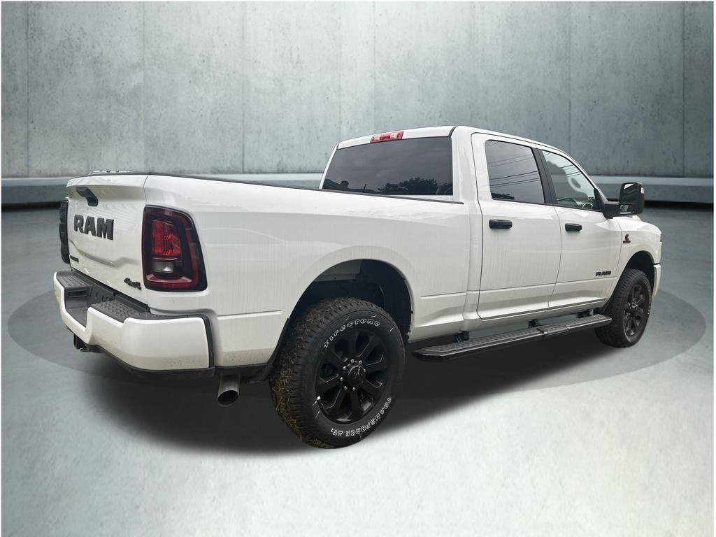 New 2026 RAM 3500 Big Horn AWD/4WD image 5