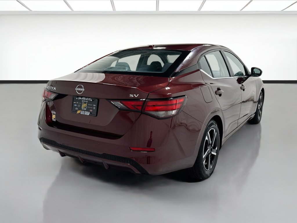 Used 2024 Nissan Sentra SV FWD image 6