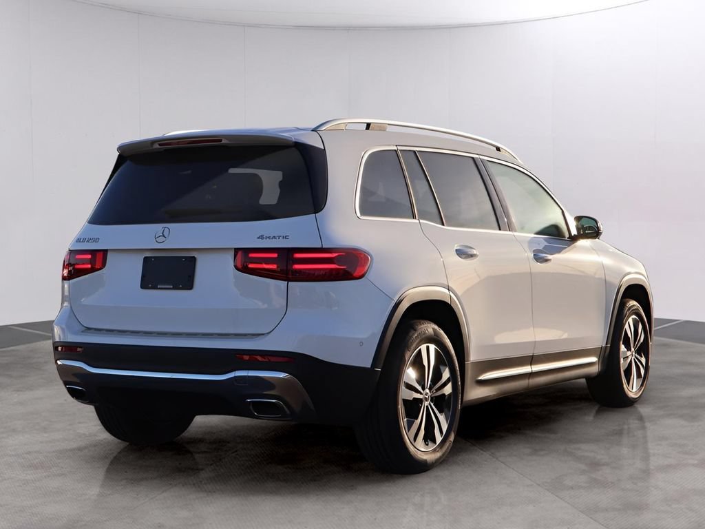 New 2026 Mercedes-Benz GLB 250 4MATIC image 5