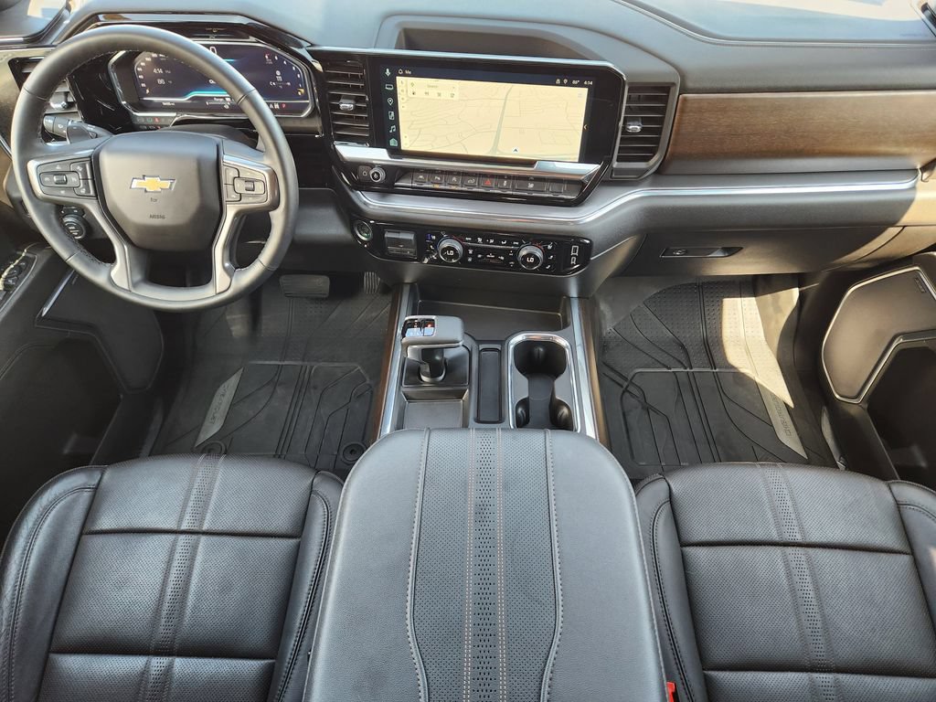 Certified 2025 Chevrolet Silverado 1500 High Country w/ High Country Premium Package AWD/4WD image 26