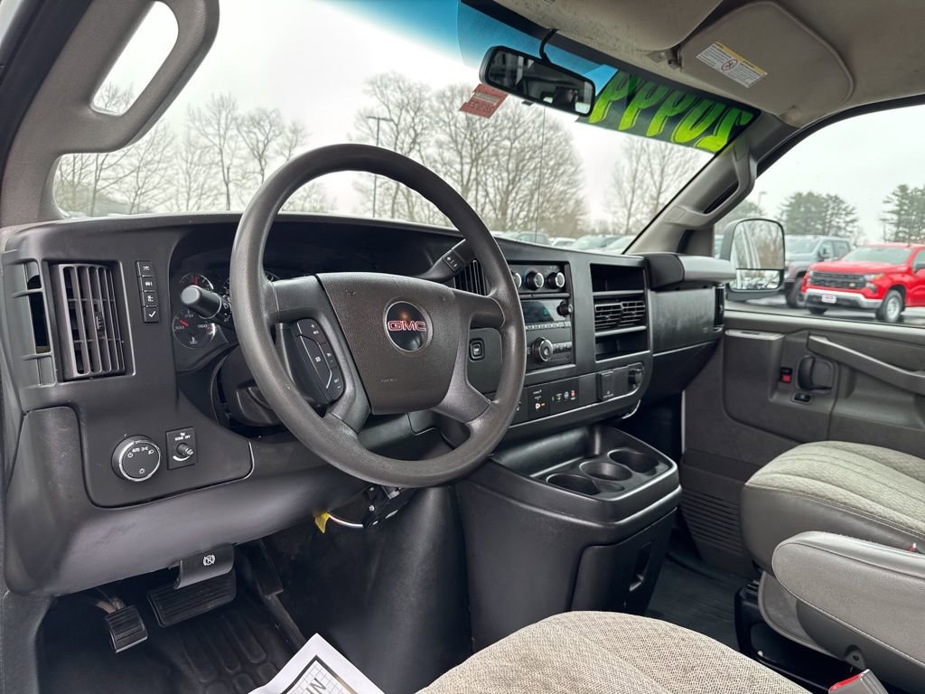 Used 2022 GMC Savana 2500 w/ Driver Convenience Package image 18