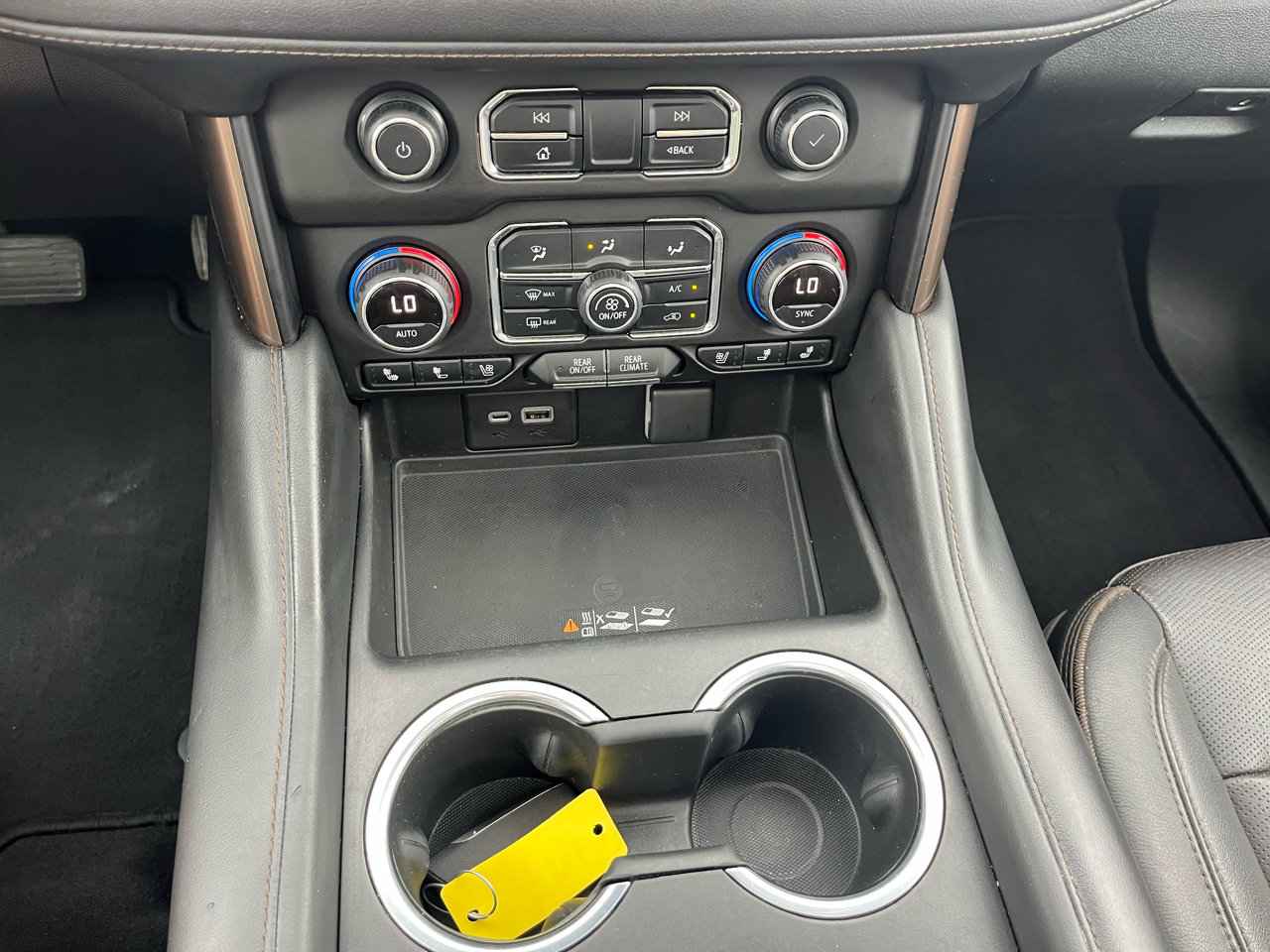 Used 2021 Chevrolet Tahoe High Country image 18