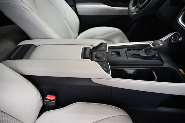 Certified 2026 Toyota Grand Highlander AWD image 21