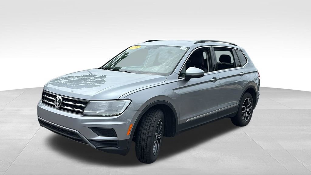 Used 2020 Volkswagen Tiguan SE AWD/4WD image 3