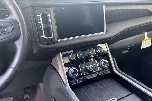 Used 2021 GMC Yukon Denali image 17