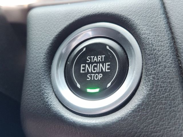 Used 2023 GMC Yukon XL SLT AWD/4WD image 21