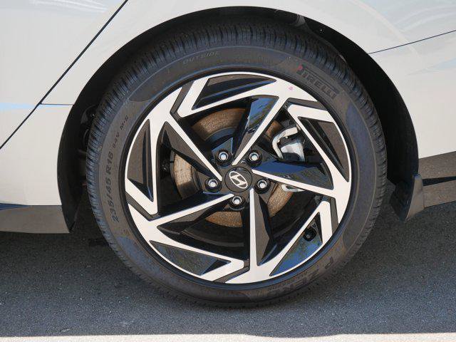 New 2026 Hyundai Sonata SEL AWD/4WD image 4