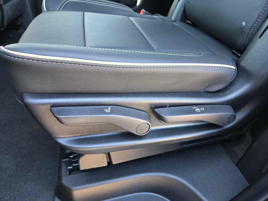 New 2026 GMC Yukon Elevation AWD/4WD image 22