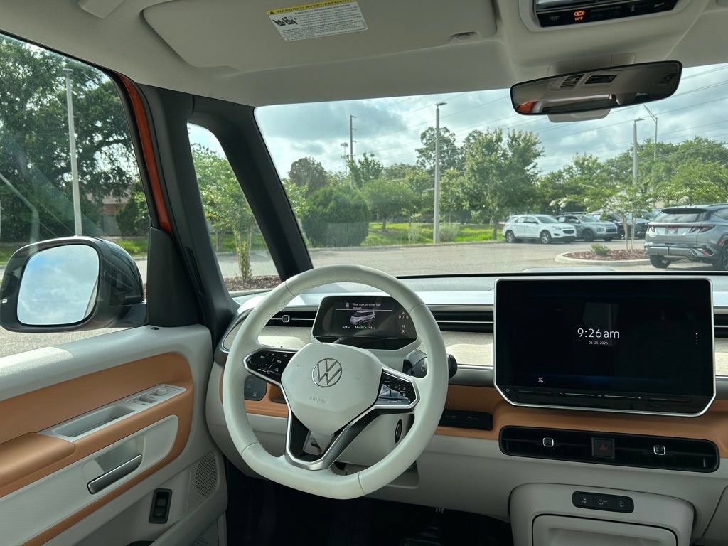 Used 2025 Volkswagen ID. Buzz Pro S Plus RWD image 9