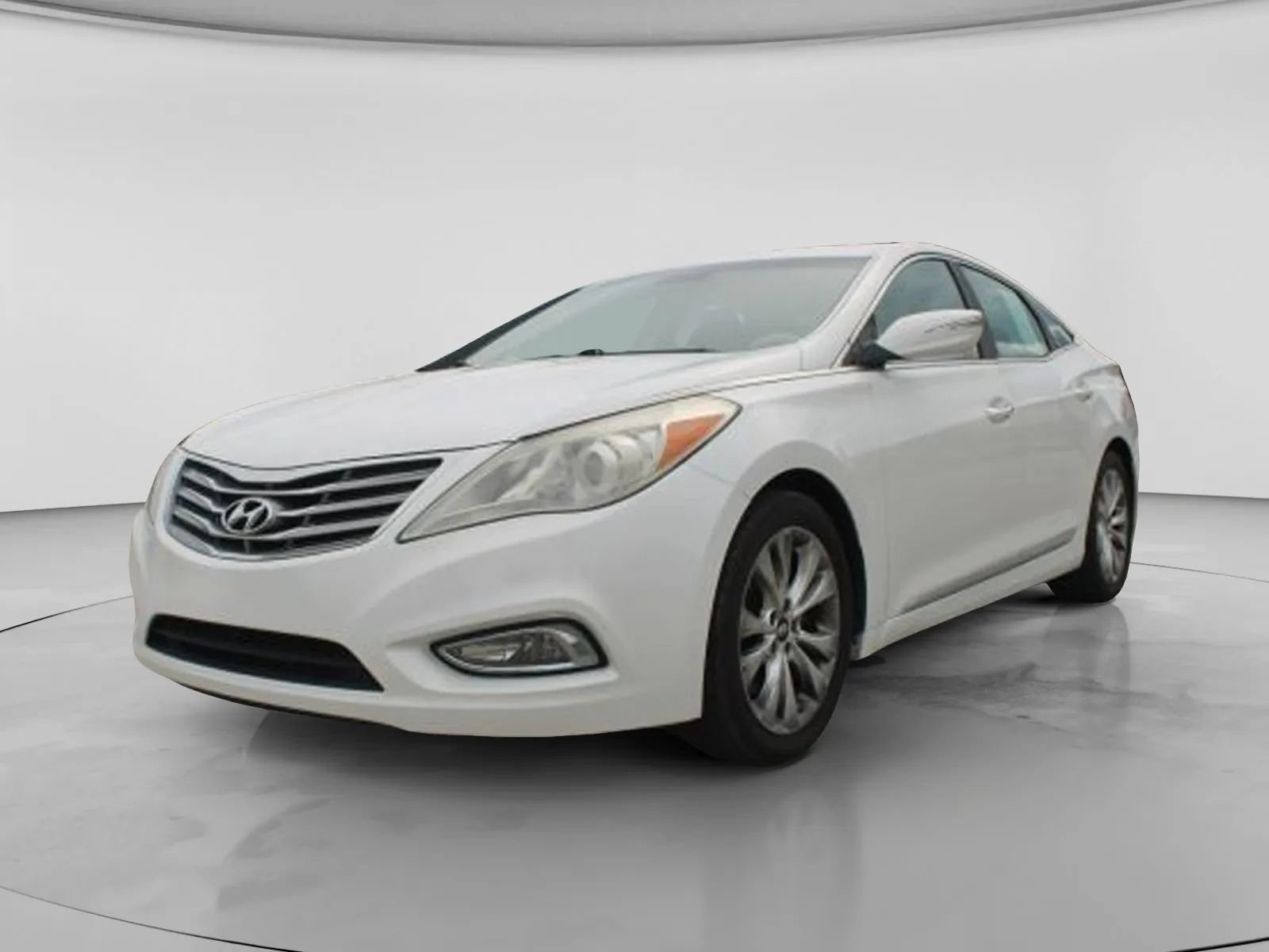 Used 2013 Hyundai Azera FWD image 3