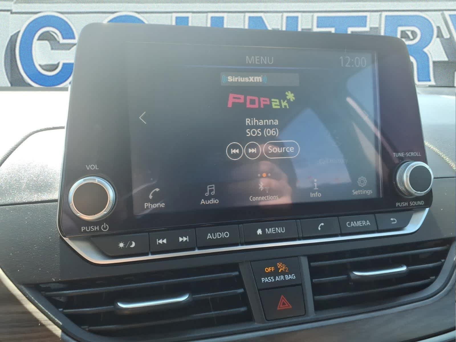 Used 2024 Nissan Altima 2.5 SV FWD image 18