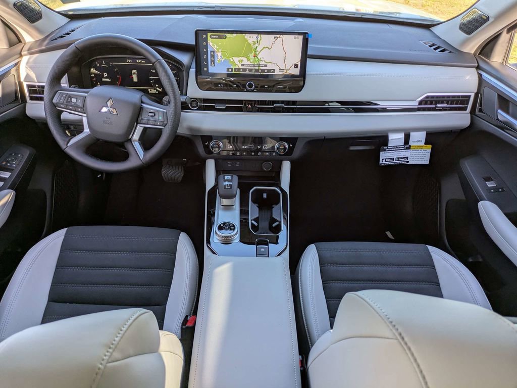 New 2026 Mitsubishi Outlander SE FWD image 16