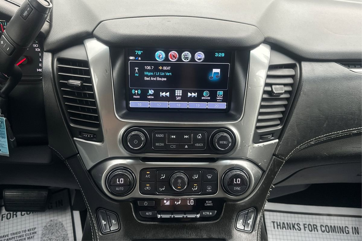 Used 2018 Chevrolet Suburban LT image 12