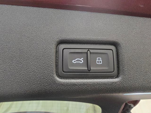 New 2025 Audi Q5 Premium Plus image 34