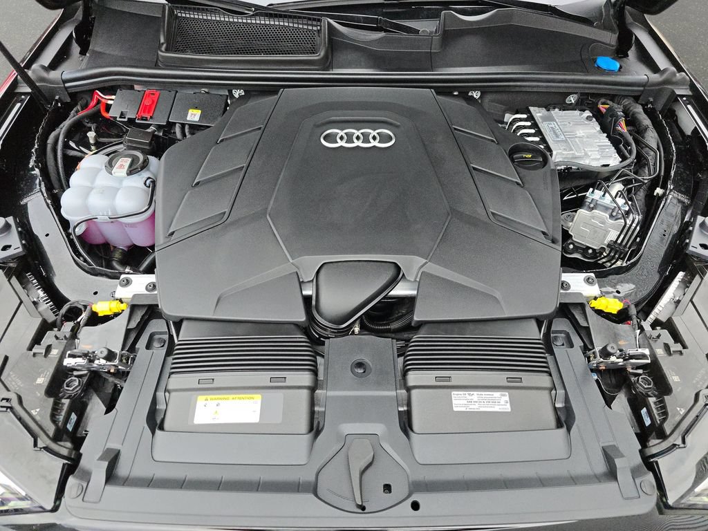 Used 2026 Audi Q7 3.0T Prestige w/ Prestige Package AWD/4WD image 32