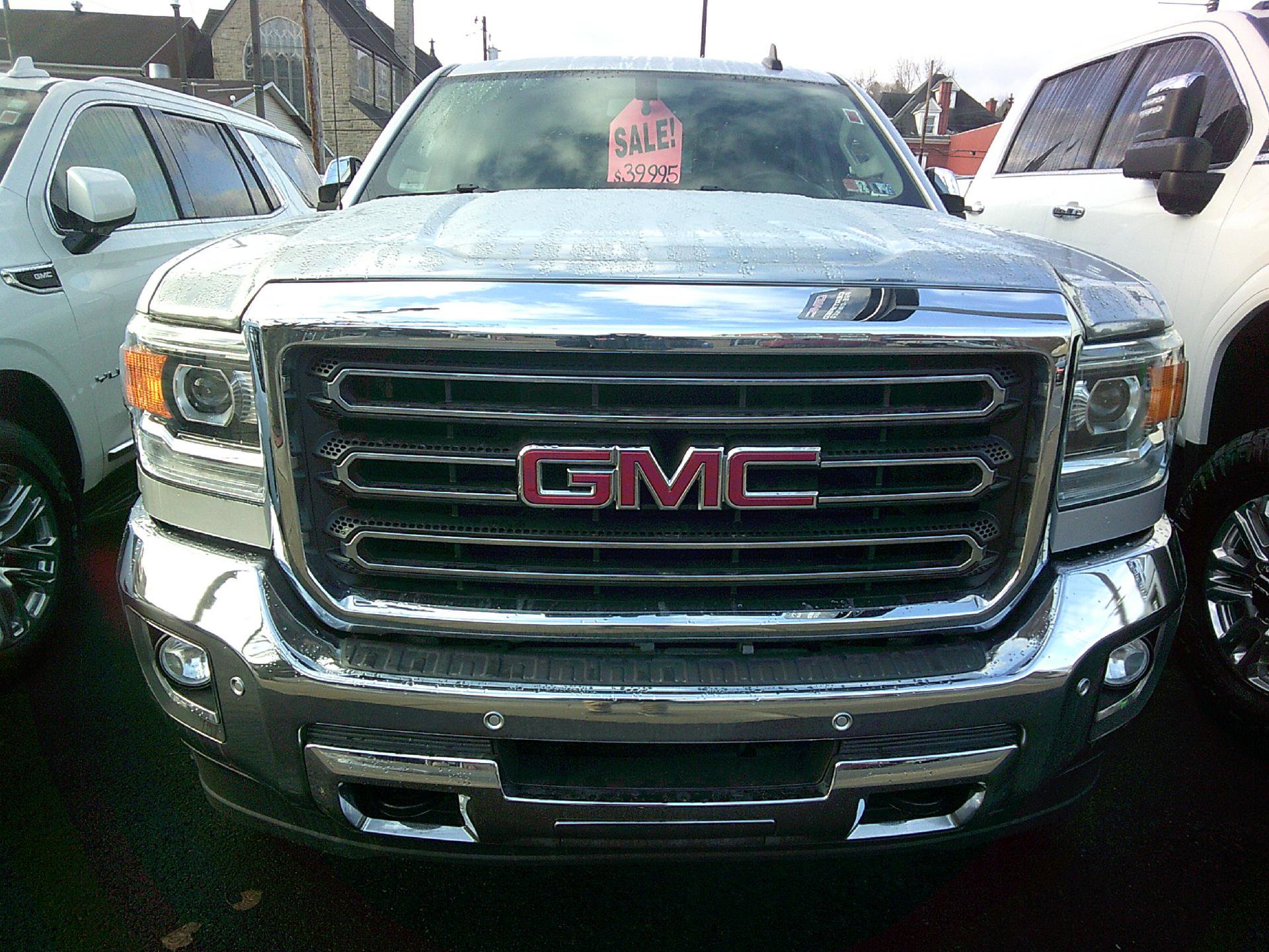 Used 2019 GMC Sierra 2500 SLT image 2