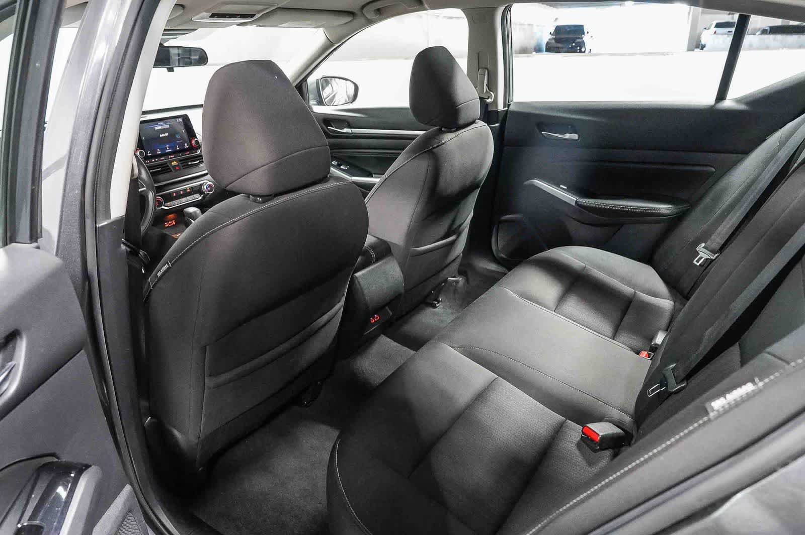 Used 2021 Nissan Altima 2.5 SV FWD image 18