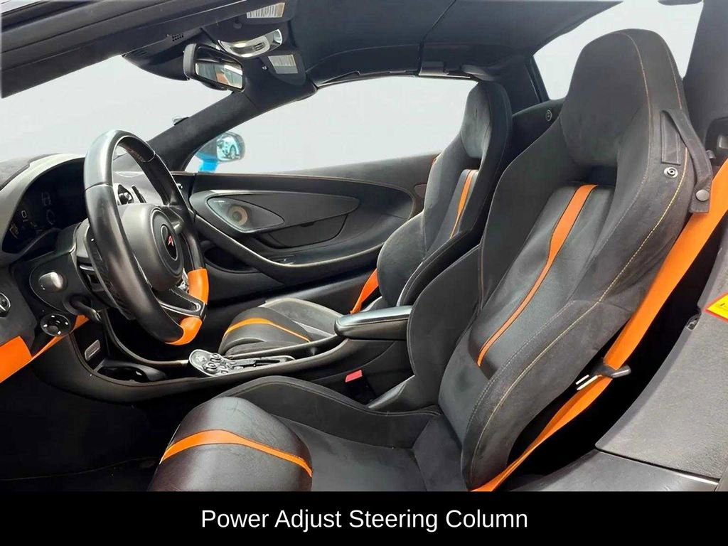 Used 2018 McLaren 570S Spider image 8
