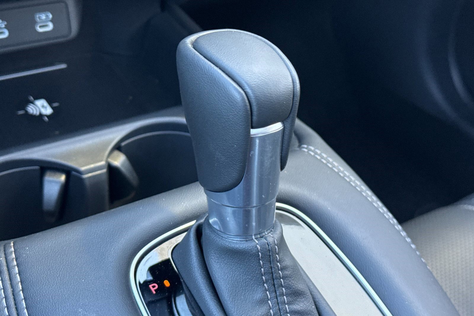 Certified 2026 Honda HR-V EX-L image 17
