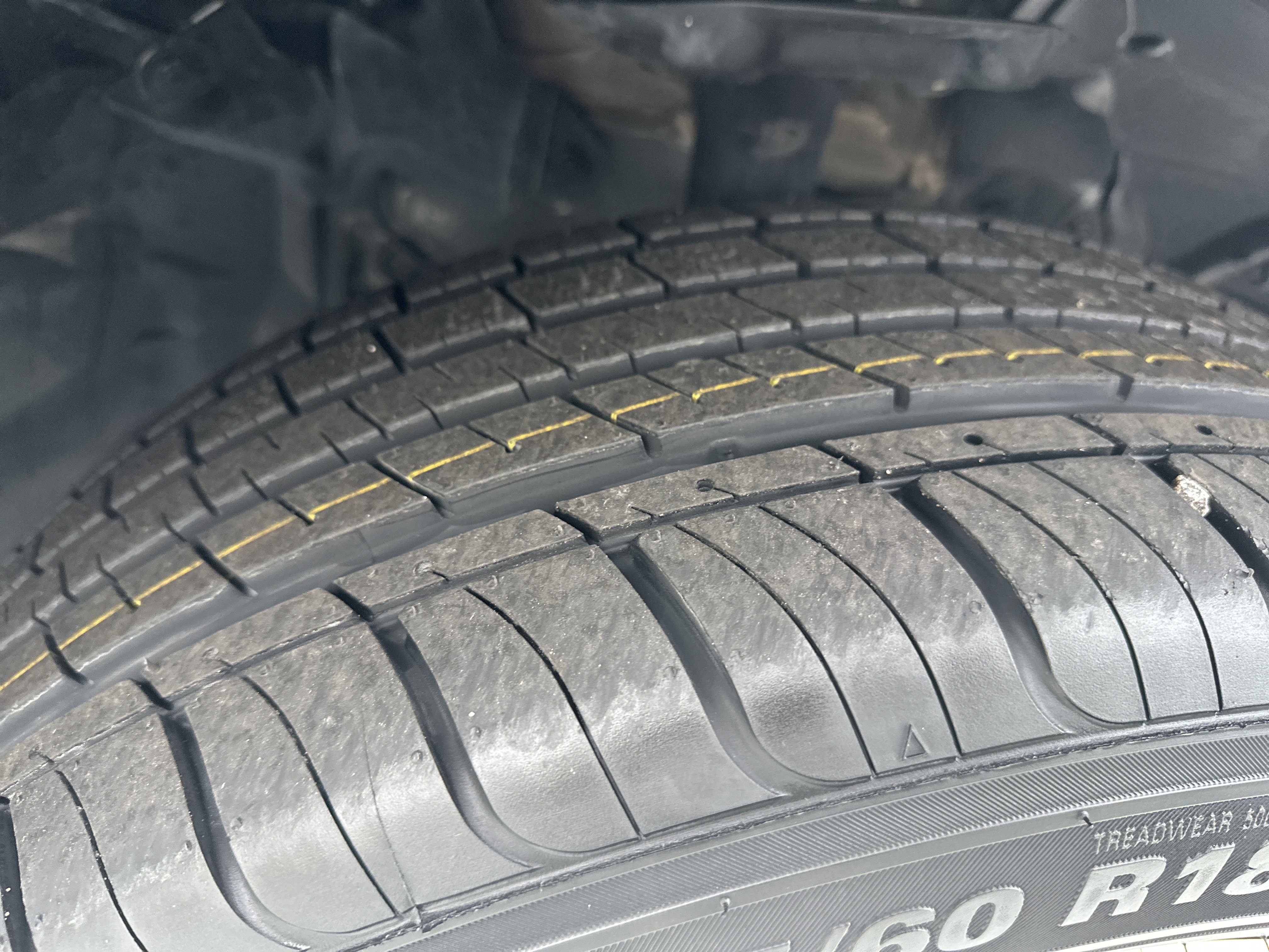 Used 2023 Nissan Rogue SV image 12