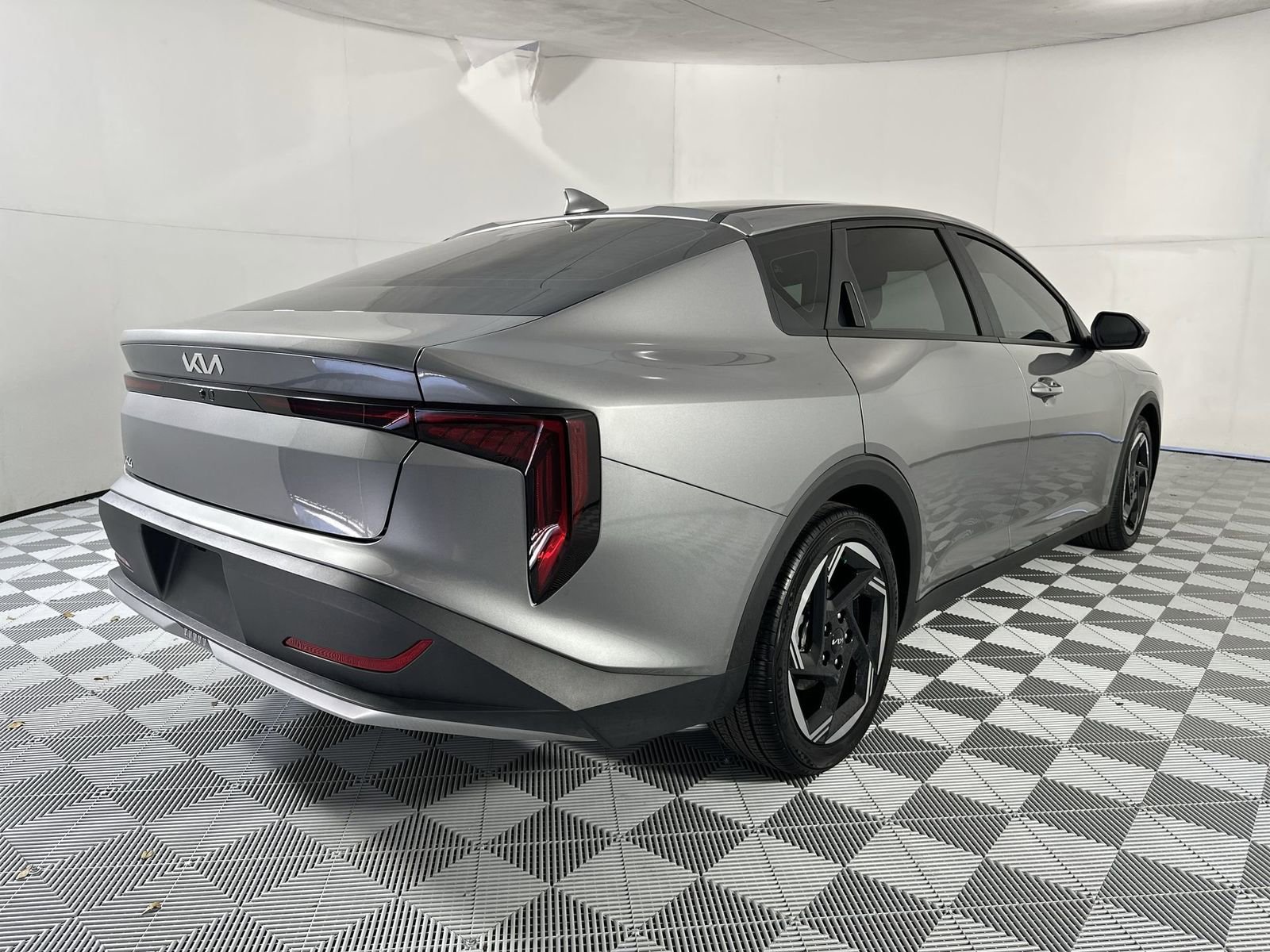 Used 2025 Kia K4 EX FWD image 8