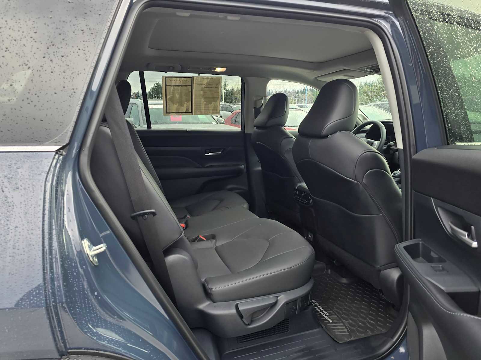 Used 2025 Toyota Grand Highlander Limited image 15