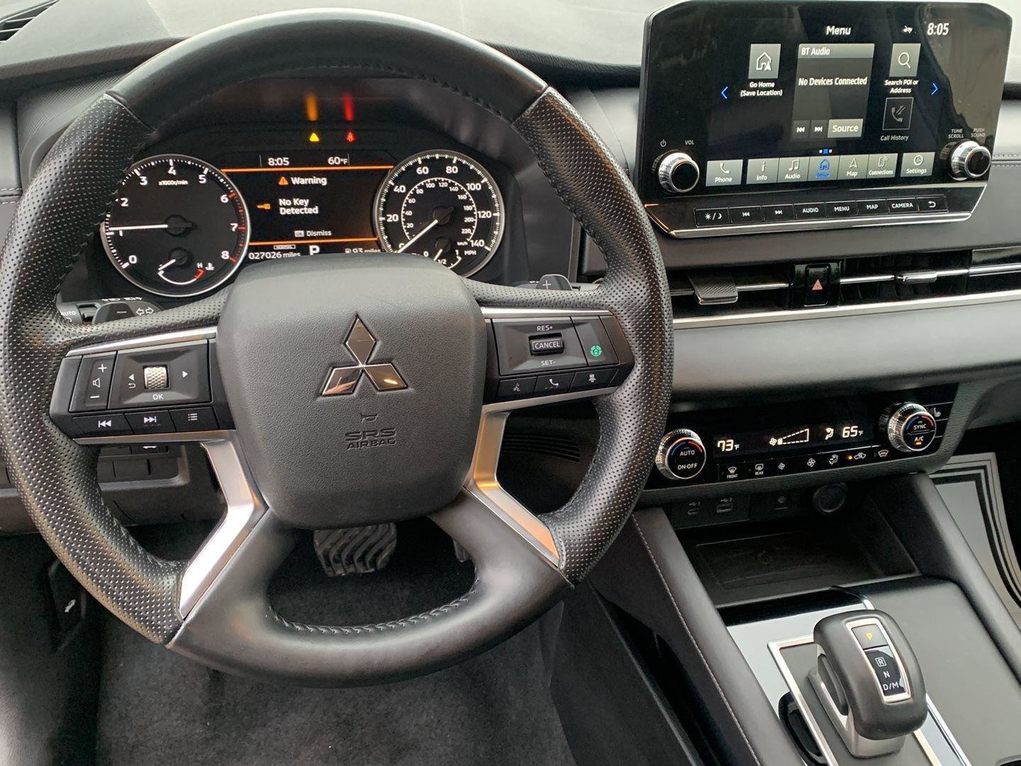 Used 2024 Mitsubishi Outlander SE image 16