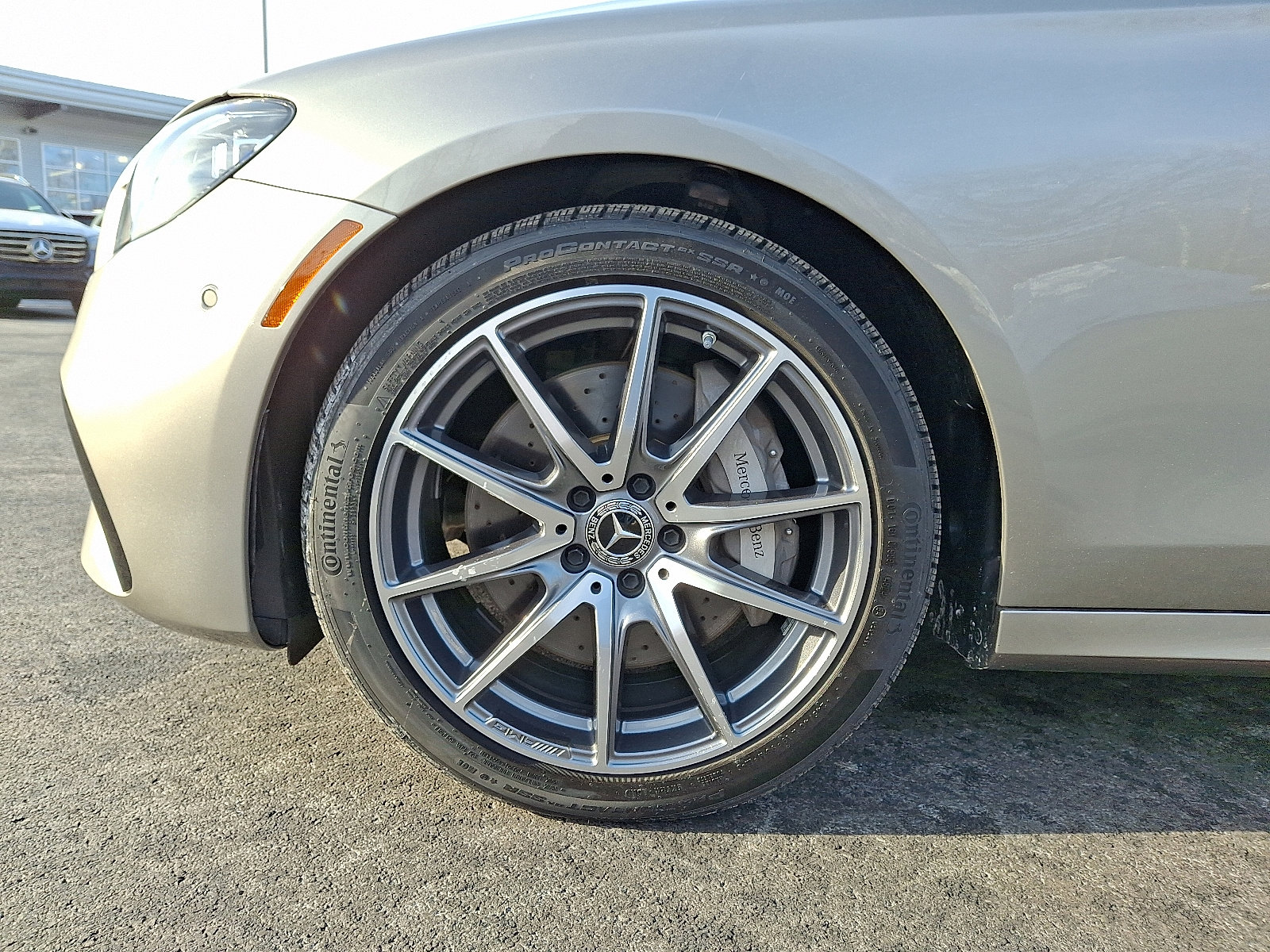 Used 2023 Mercedes-Benz E 350 4MATIC Sedan image 8