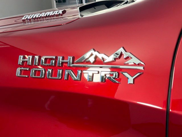 Used 2024 Chevrolet Silverado 1500 High Country w/ High Country Premium Package AWD/4WD image 17