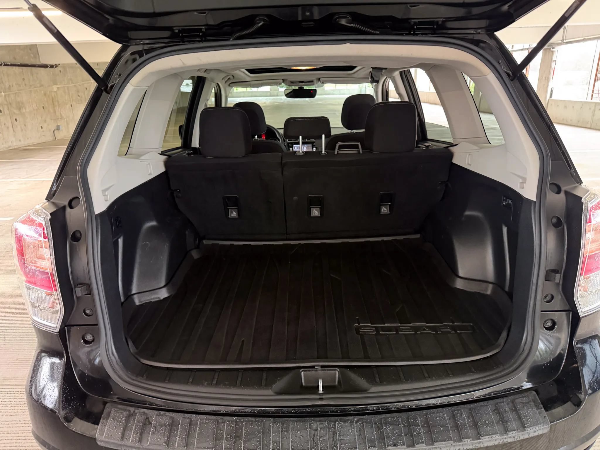 Used 2017 Subaru Forester 2.5i Premium w/ All-Weather Package AWD/4WD image 21